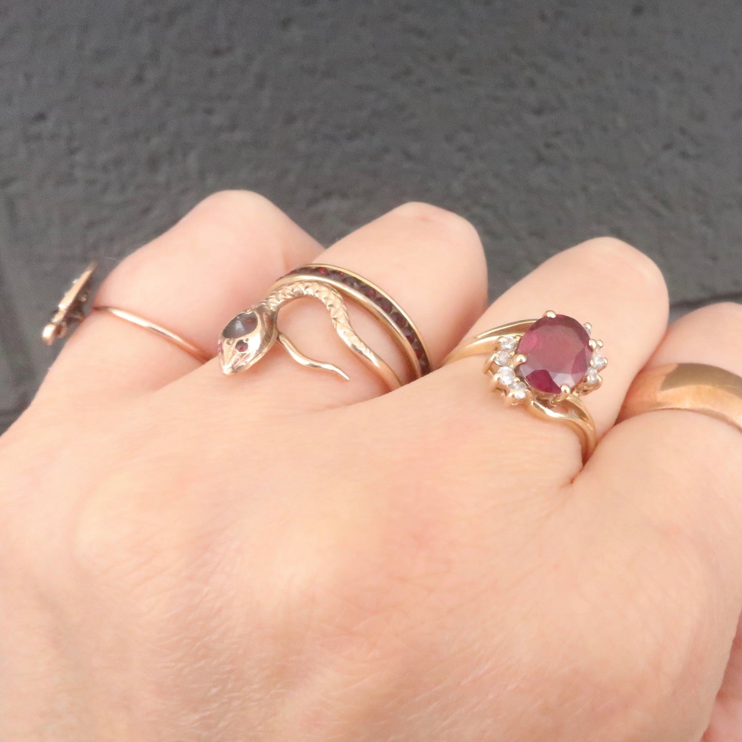 Vintage Garnet Diamond Ring