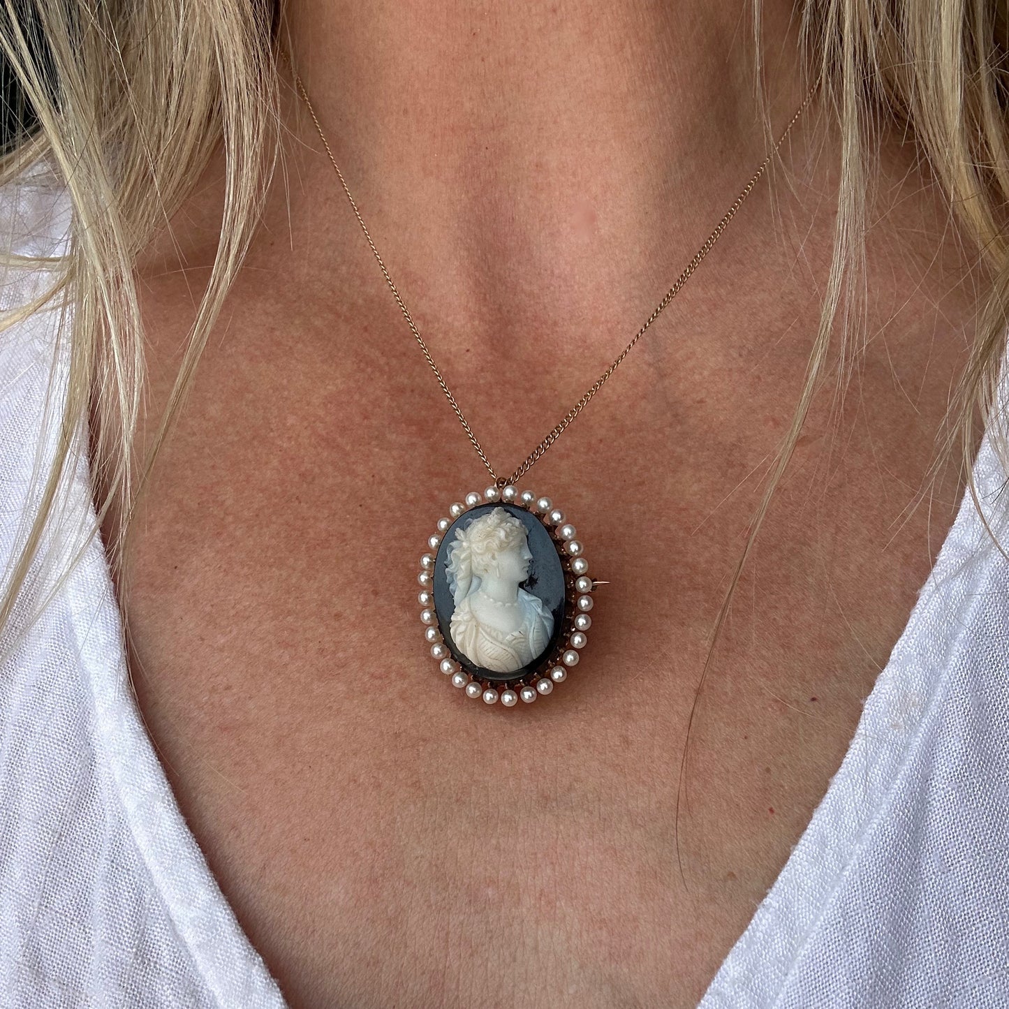 Antique Victorian Cameo Pendant