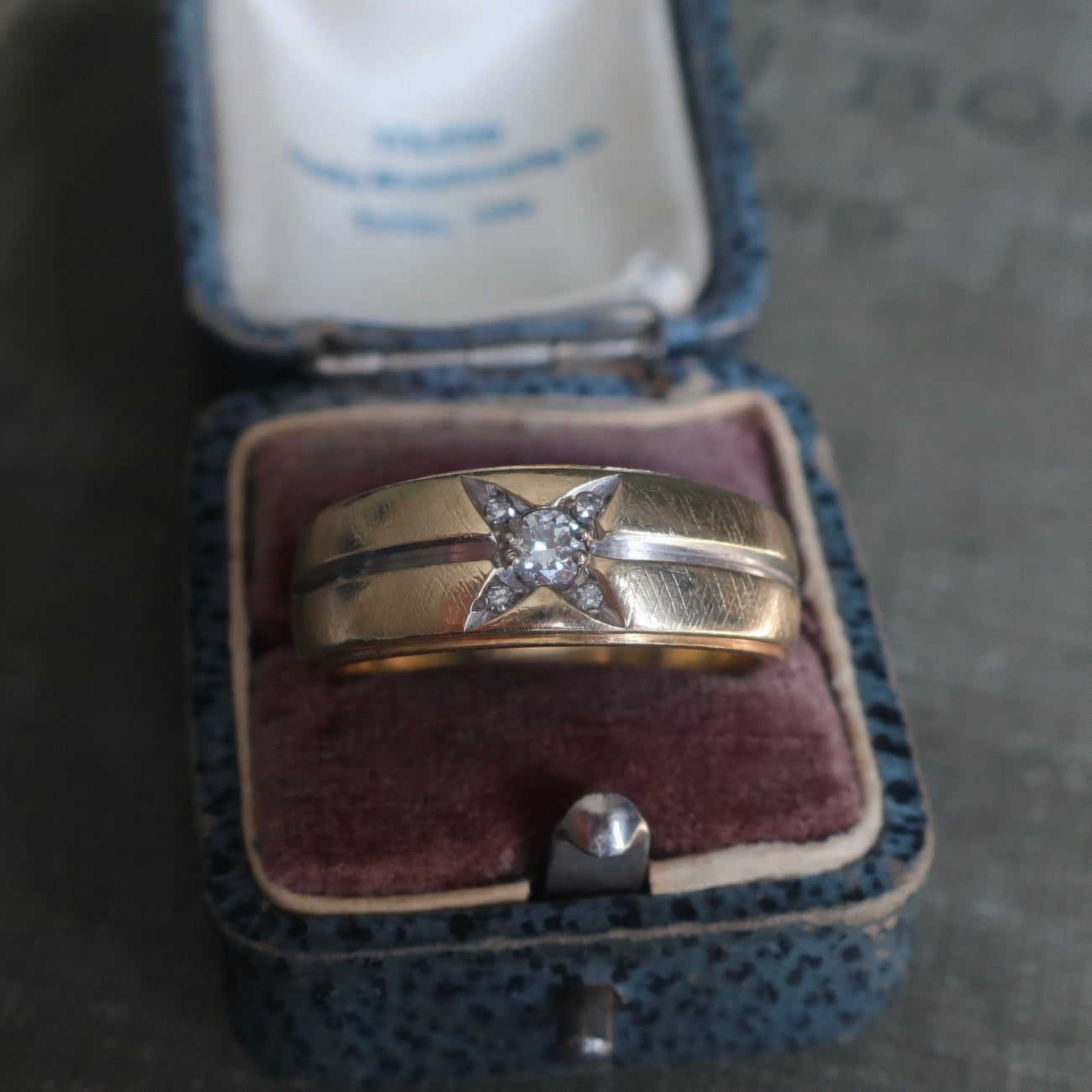 Vintage Mid Century Diamond Star Band