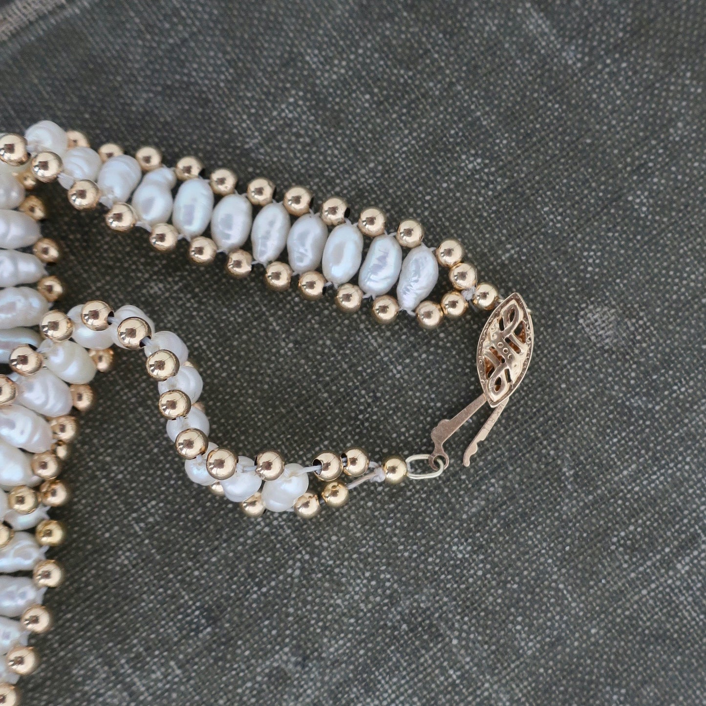 Vintage Fresh Water Pearl and 14kt Gold Necklace