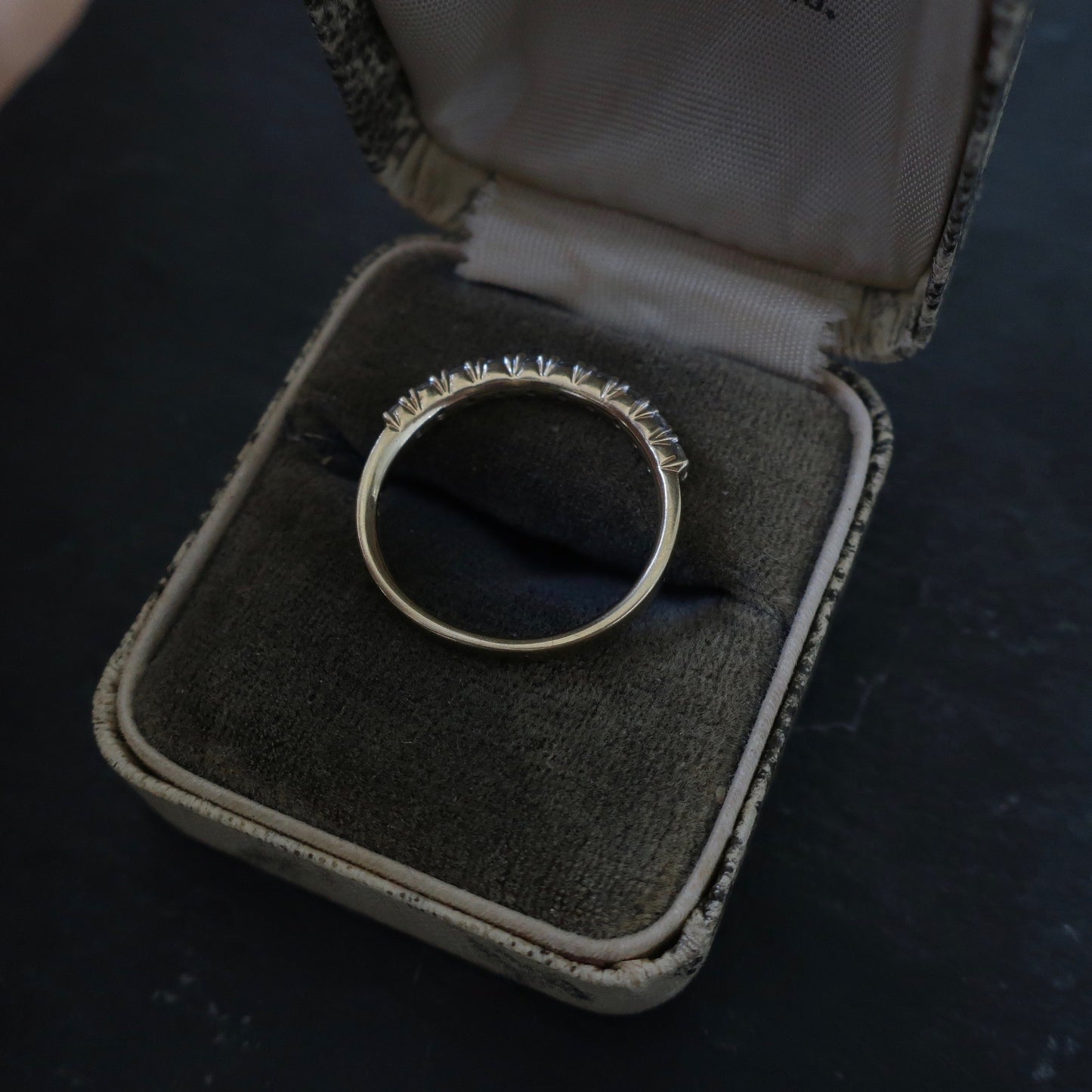 Classic Diamond Band in 14kt gold