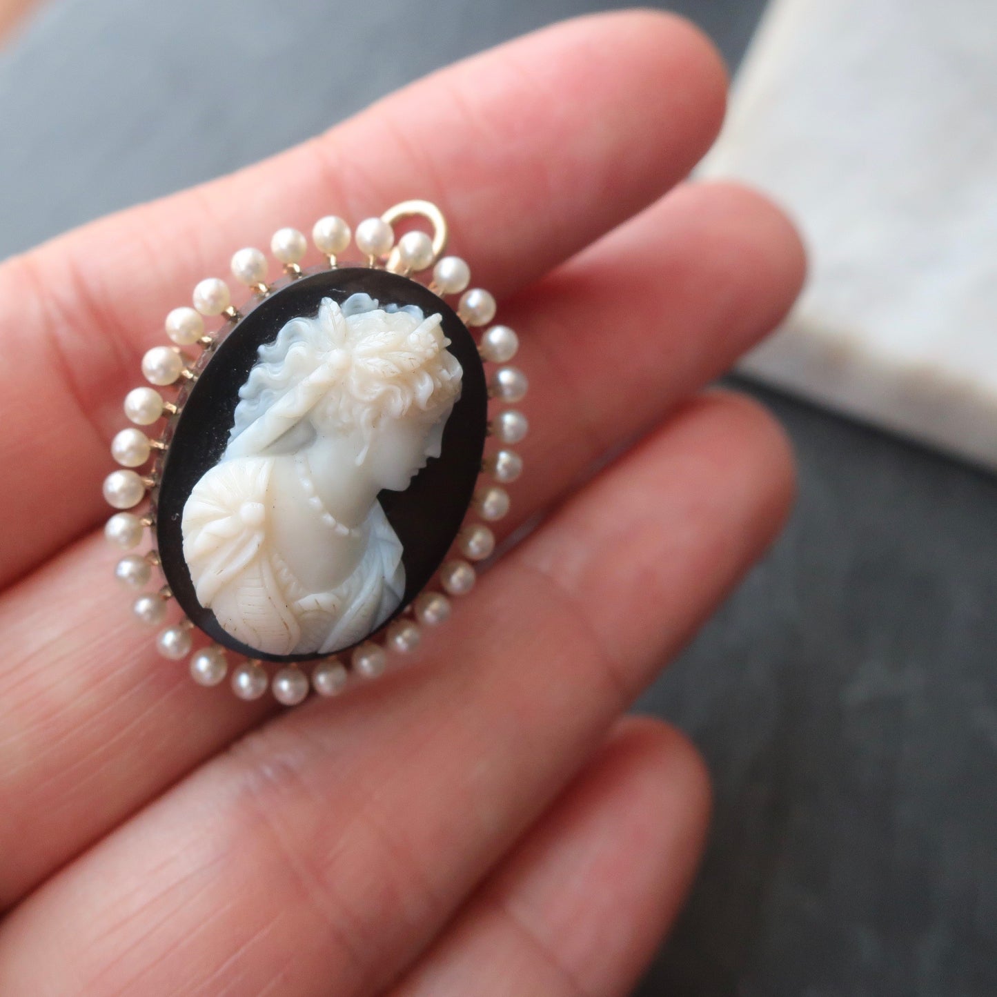 Antique Victorian Cameo Pendant