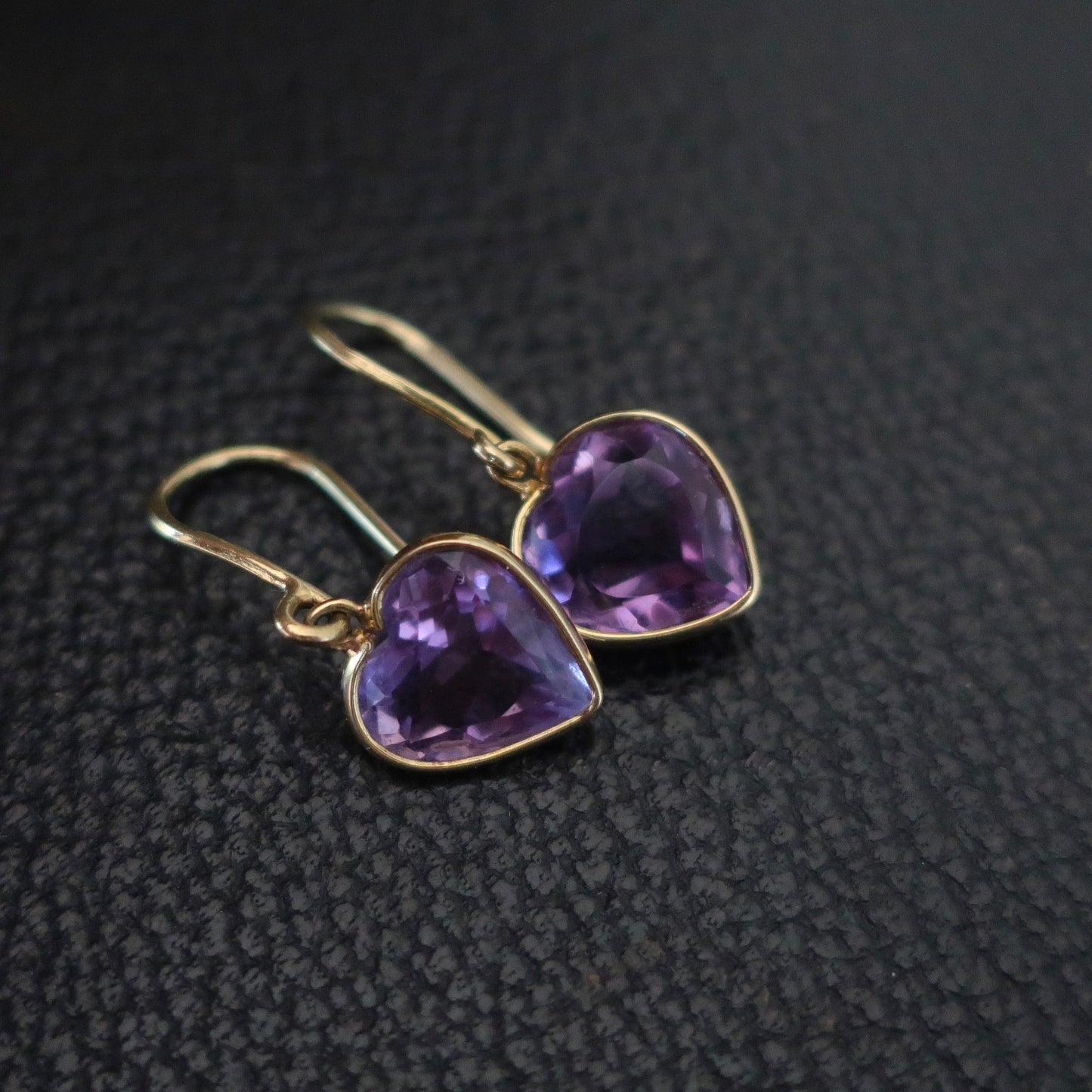 Vintage 10kt Amethyst Heart Earrings