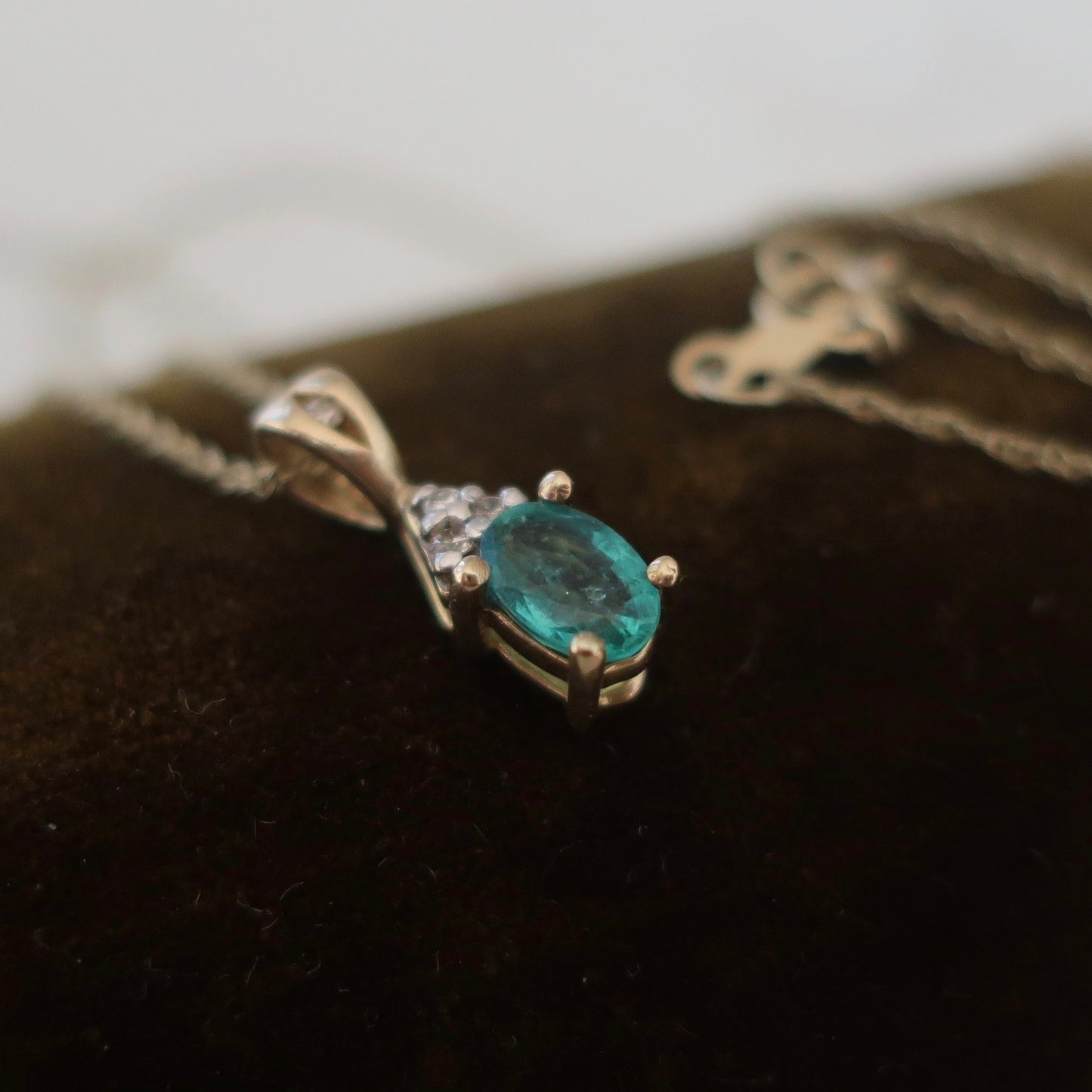 Vintage Emerald and Diamond Pendant Necklace