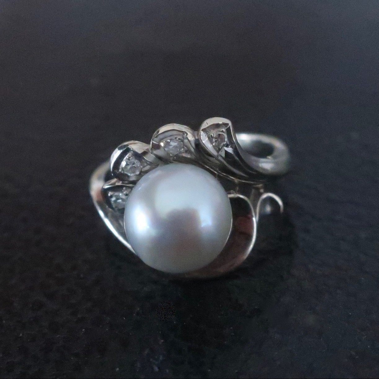 Vintage 1940's Art Deco Pearl Ring