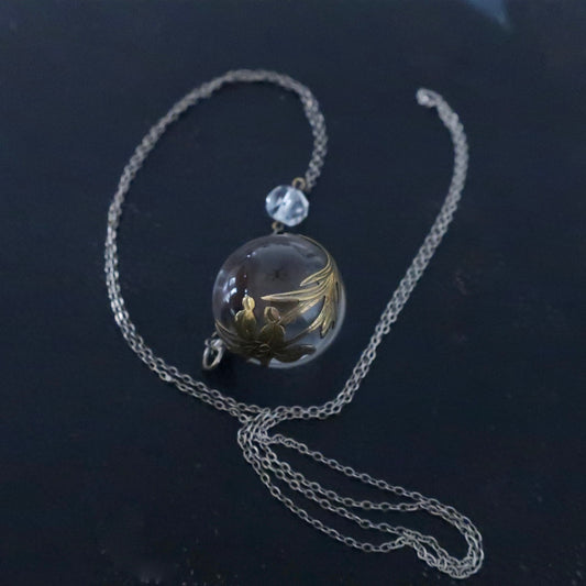 Vintage Pool of Light Necklace