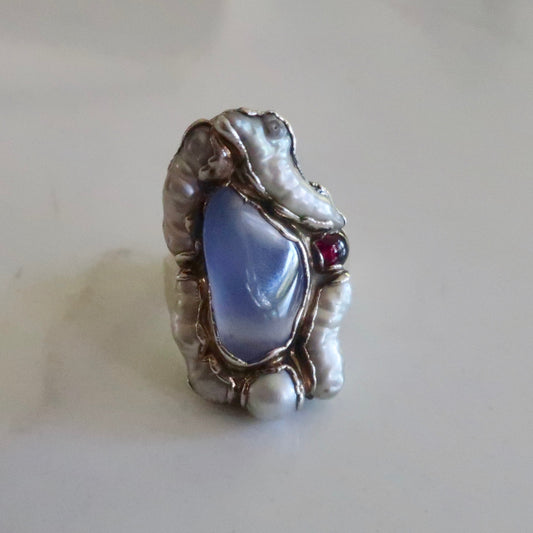 Vintage Chalcedony Pearl and Garnet Silver Ring