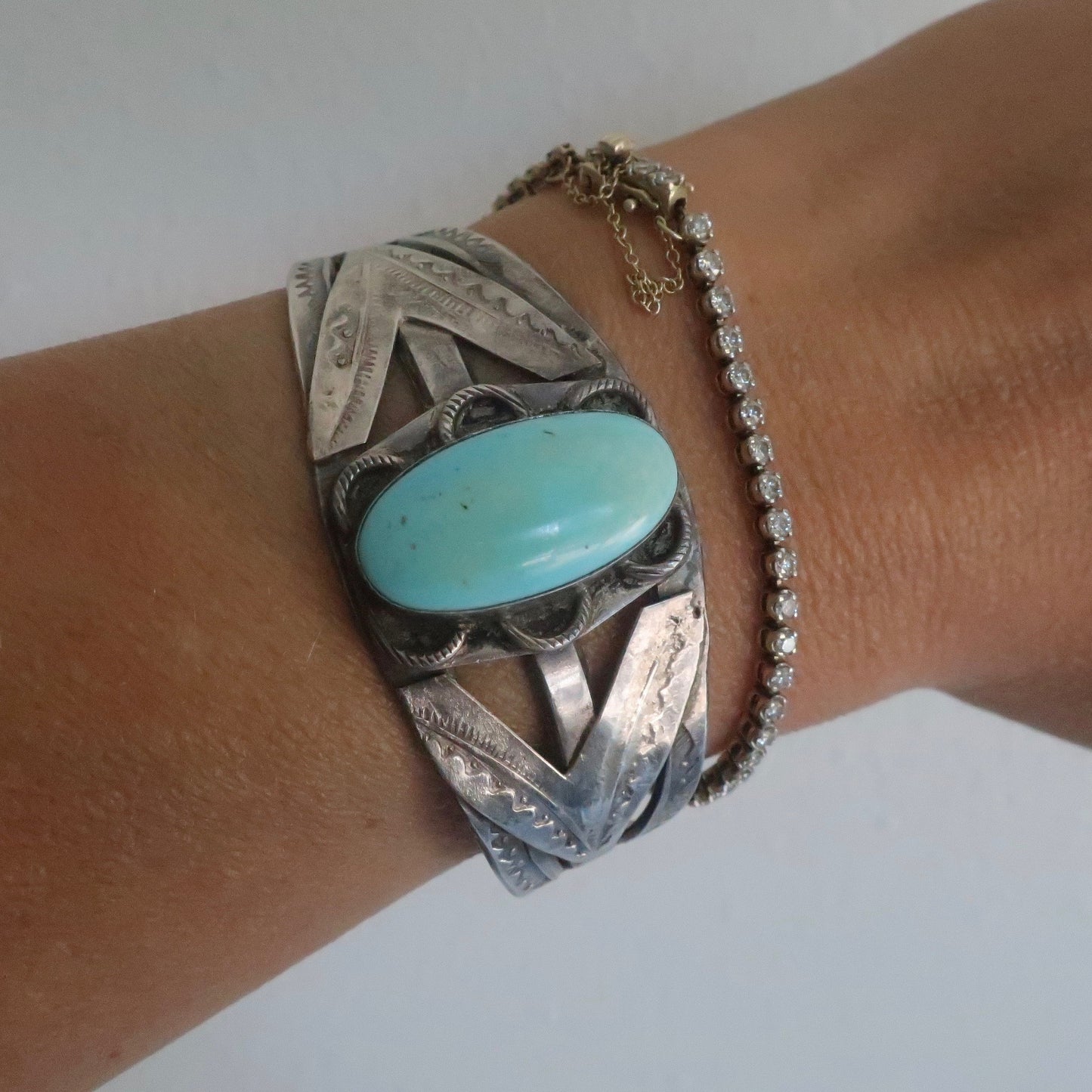 Vintage Native American Turquoise Cuff