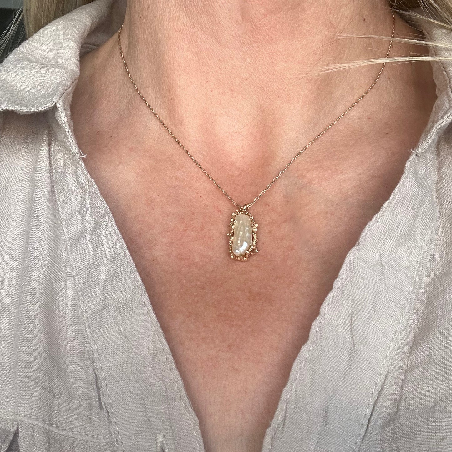 Vintage Fresh Water Pearl Necklace in 14kt Gold.