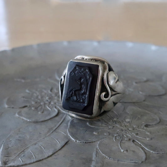 Art Nouveau Intaglio Ring