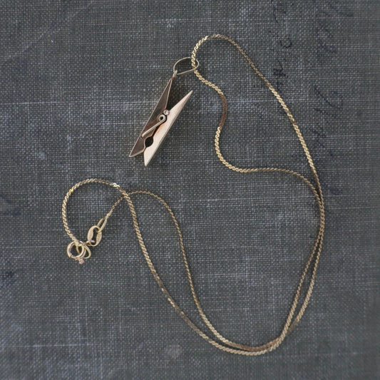 Vintage 14kt Gold Clip Charm Necklace