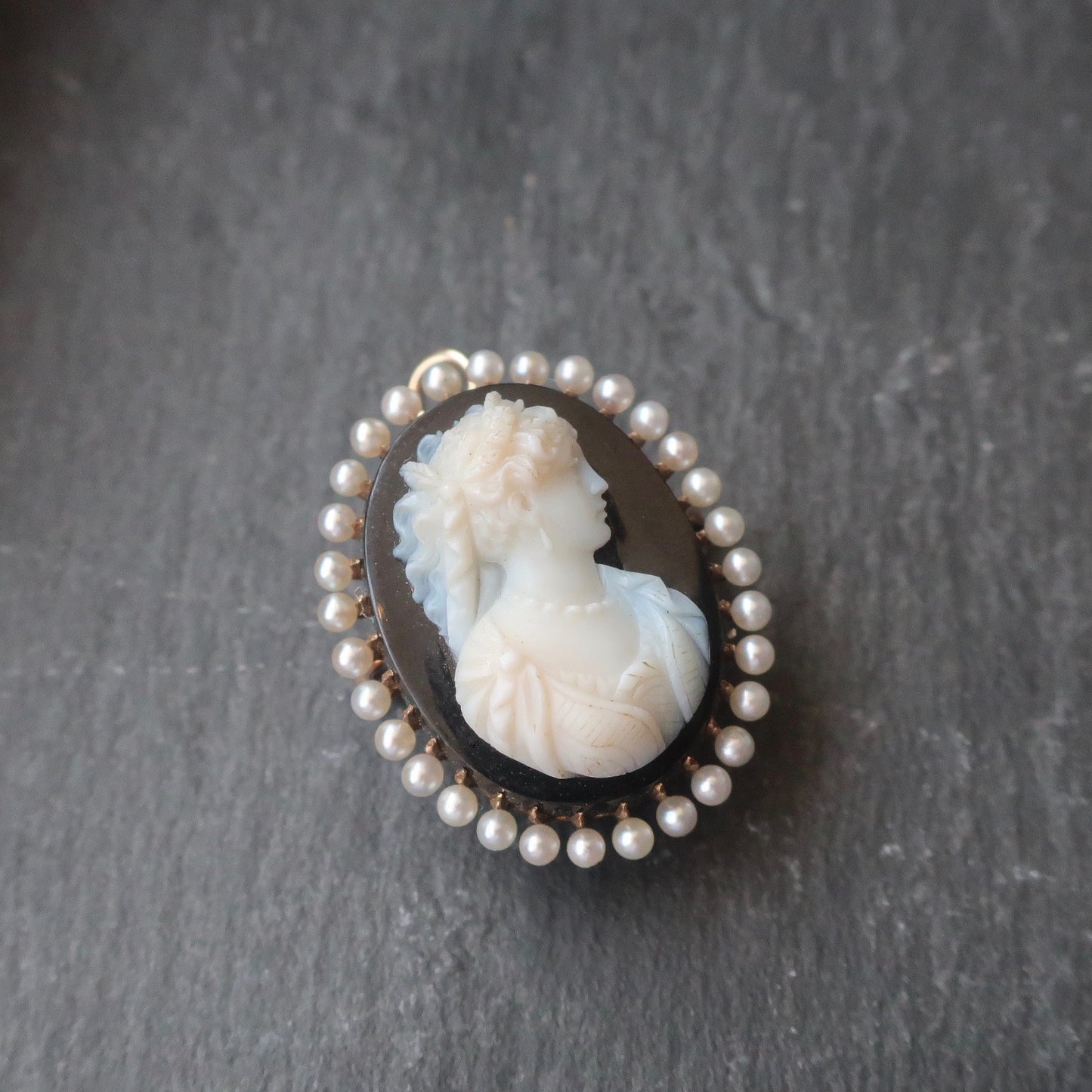 Antique Victorian Cameo Pendant