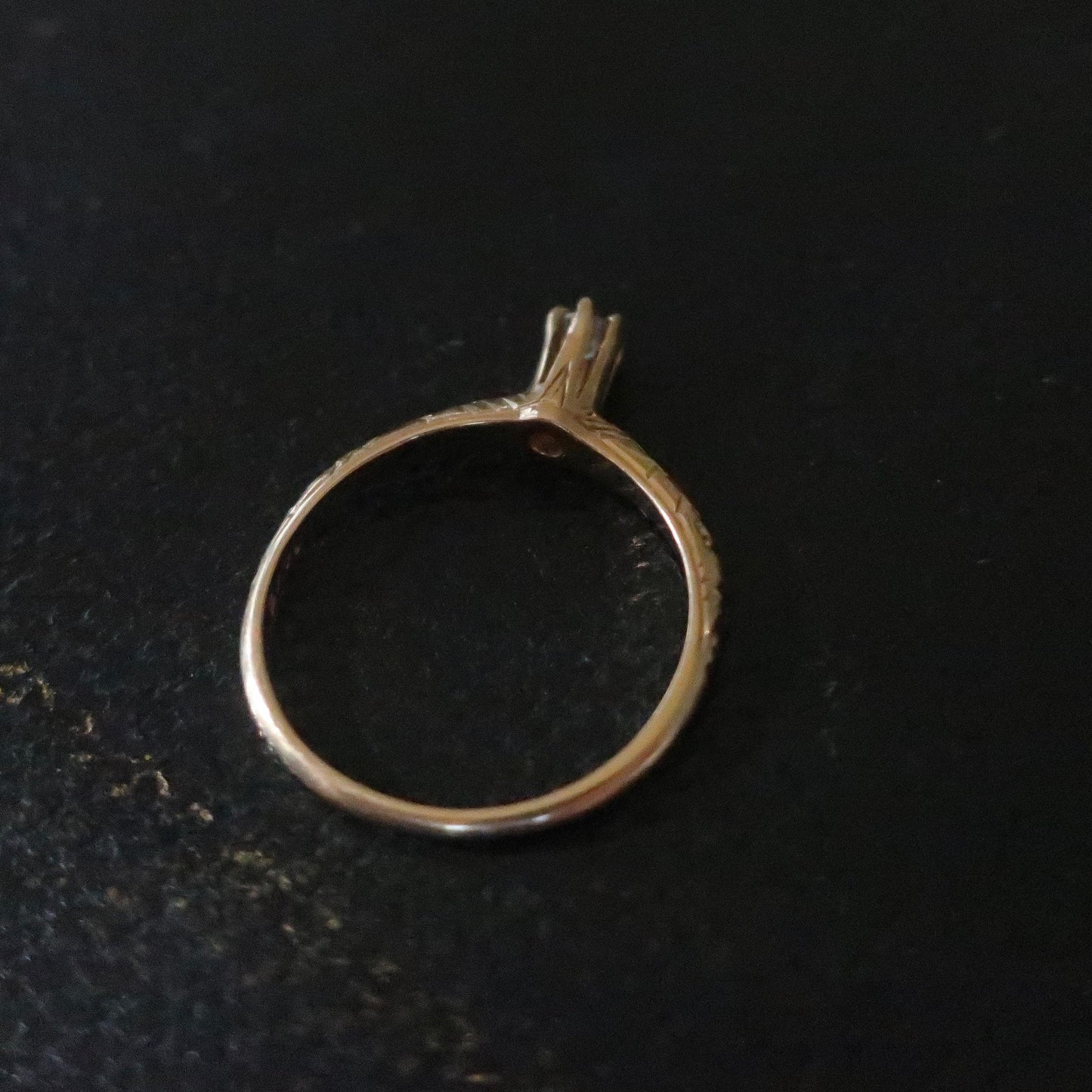 Vintage 1930's Petite Diamond Ring