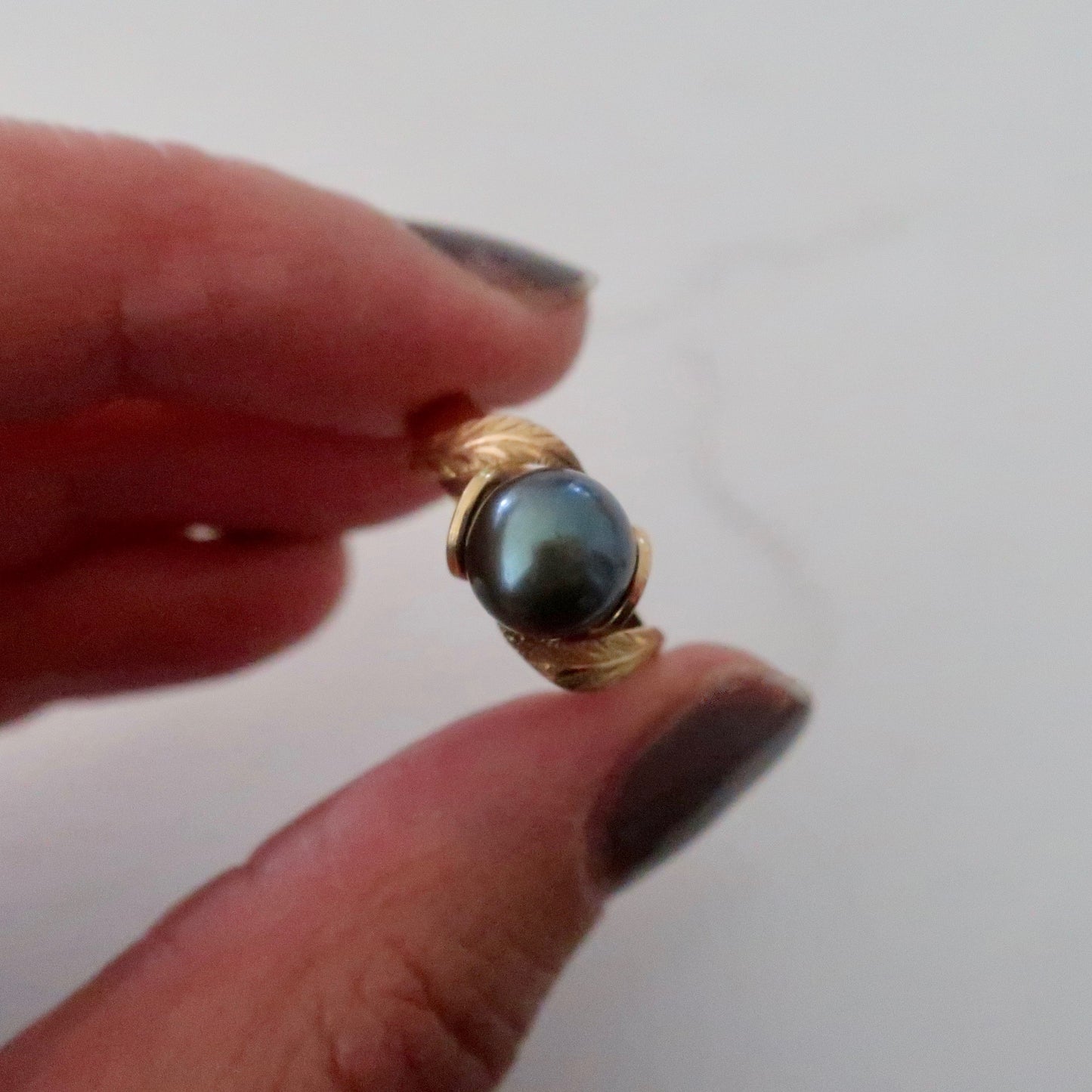 Vintage 14kt Gold And Black Pearl Ring