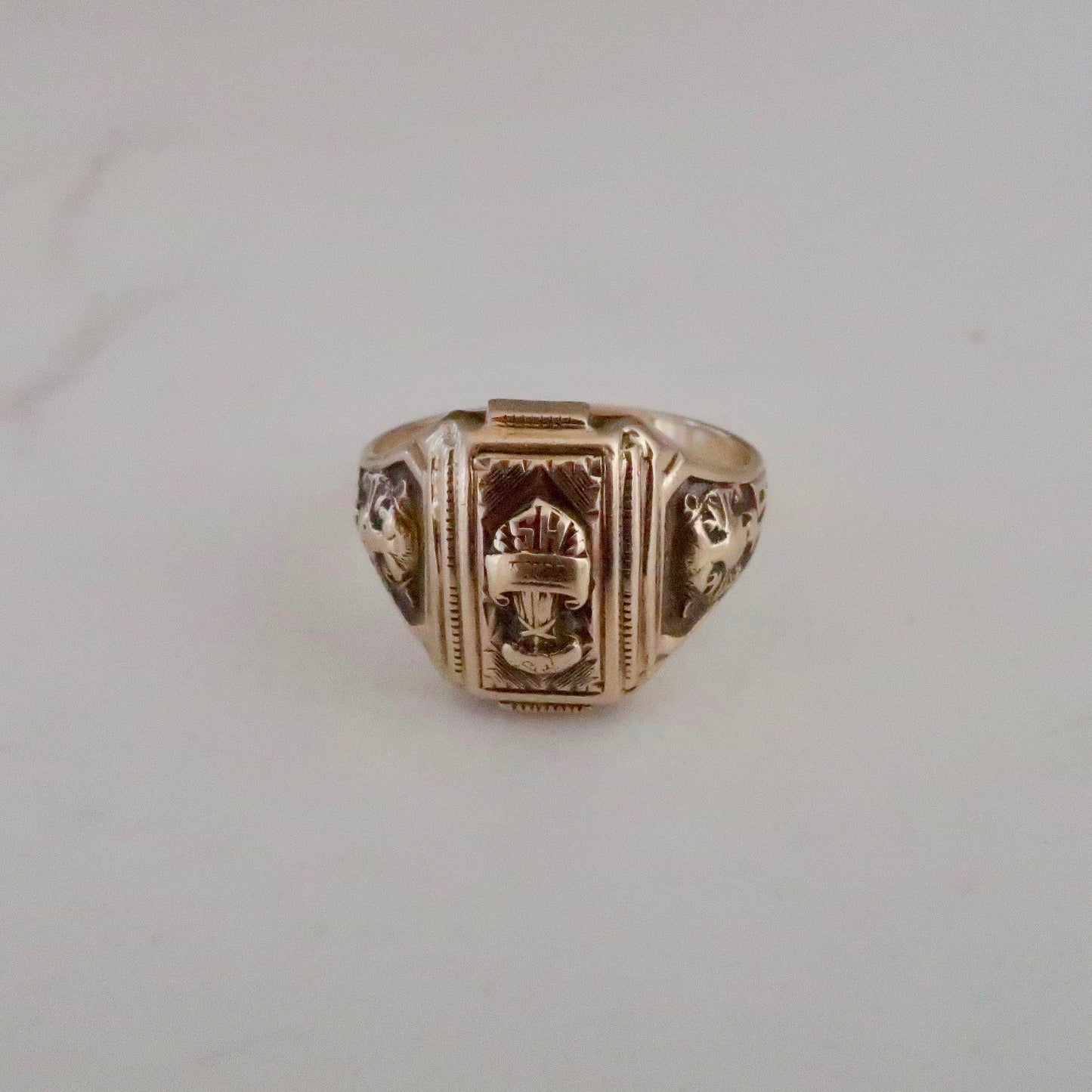 Vintage Class Ring With Tigers