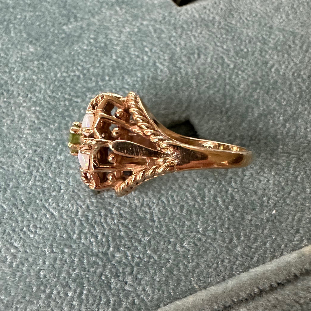 Vintage Opal Flower Ring