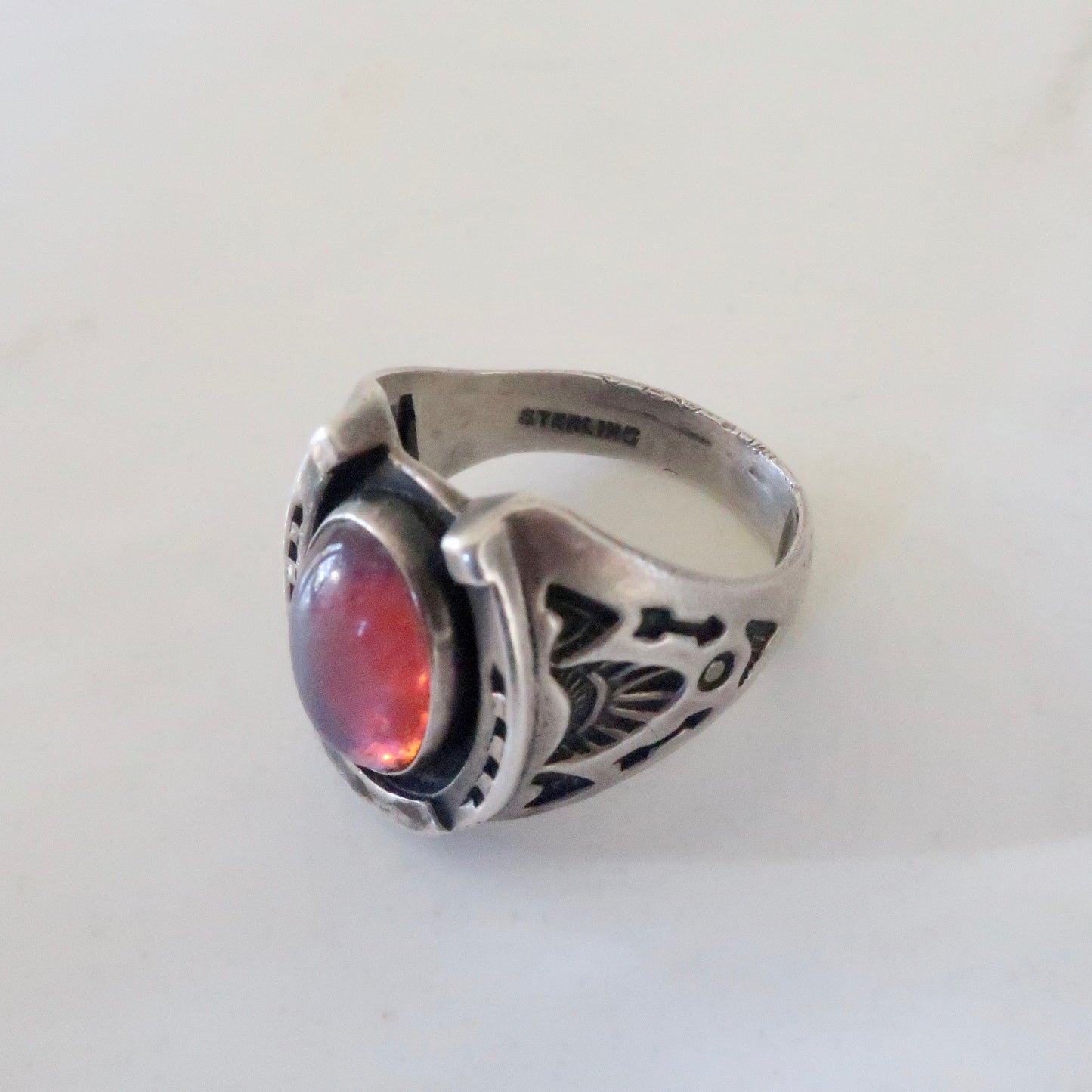 Vintage Native American Horse Shoe Ring With Dragons Breath